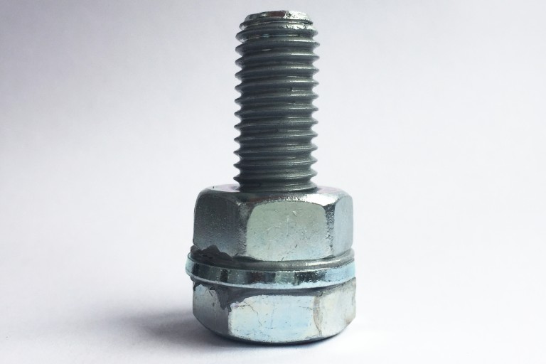 Inerte Fluorcarbonfette écrou et boulon lubrifiés avec de la pâte grise